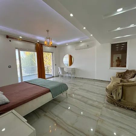 White House Luxury Mansion 호텔 베렉